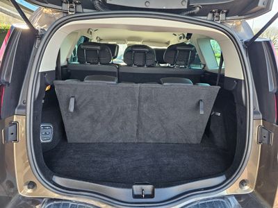 2017 Renault Grand Scenic