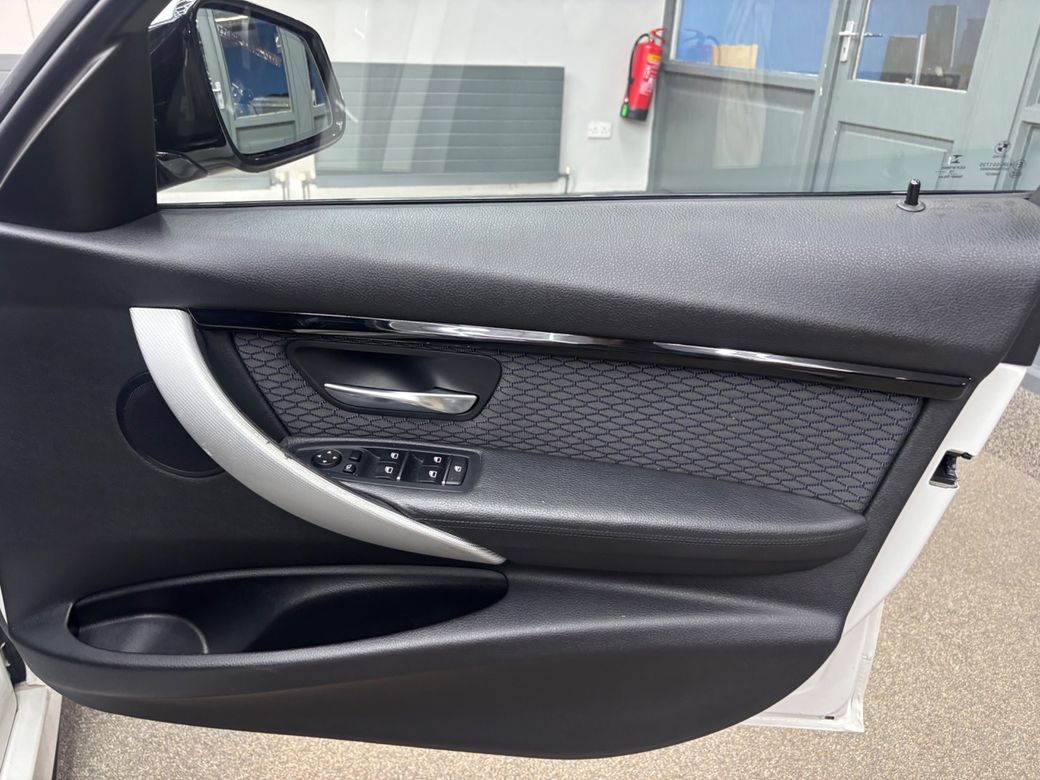 2016 BMW 3 Series