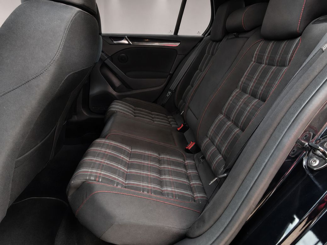 2011 Volkswagen Golf