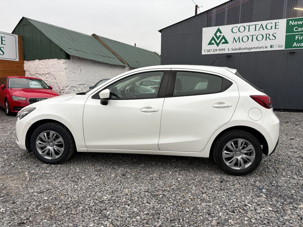 2016 Mazda Demio