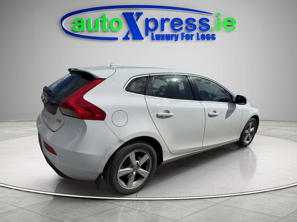2014 Volvo V40