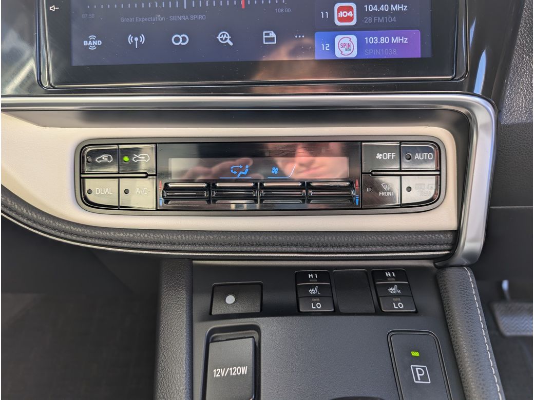 2016 Toyota Auris