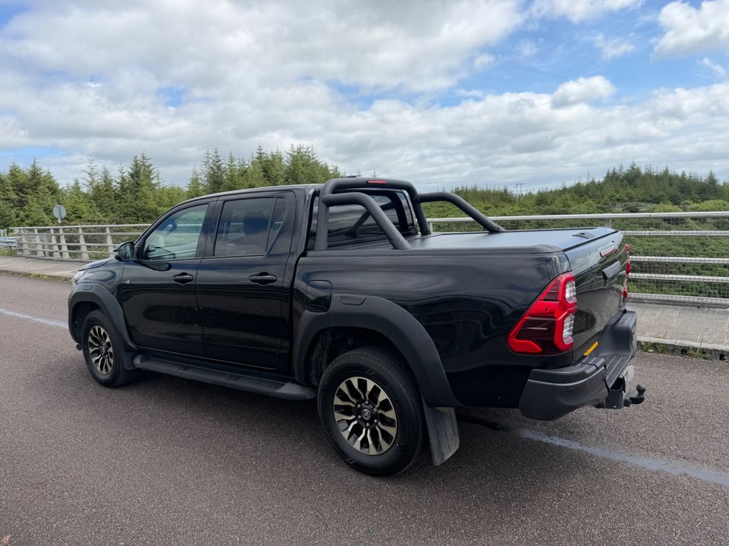 2024 Toyota Hilux