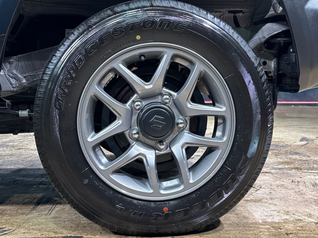 2025 Suzuki Jimny