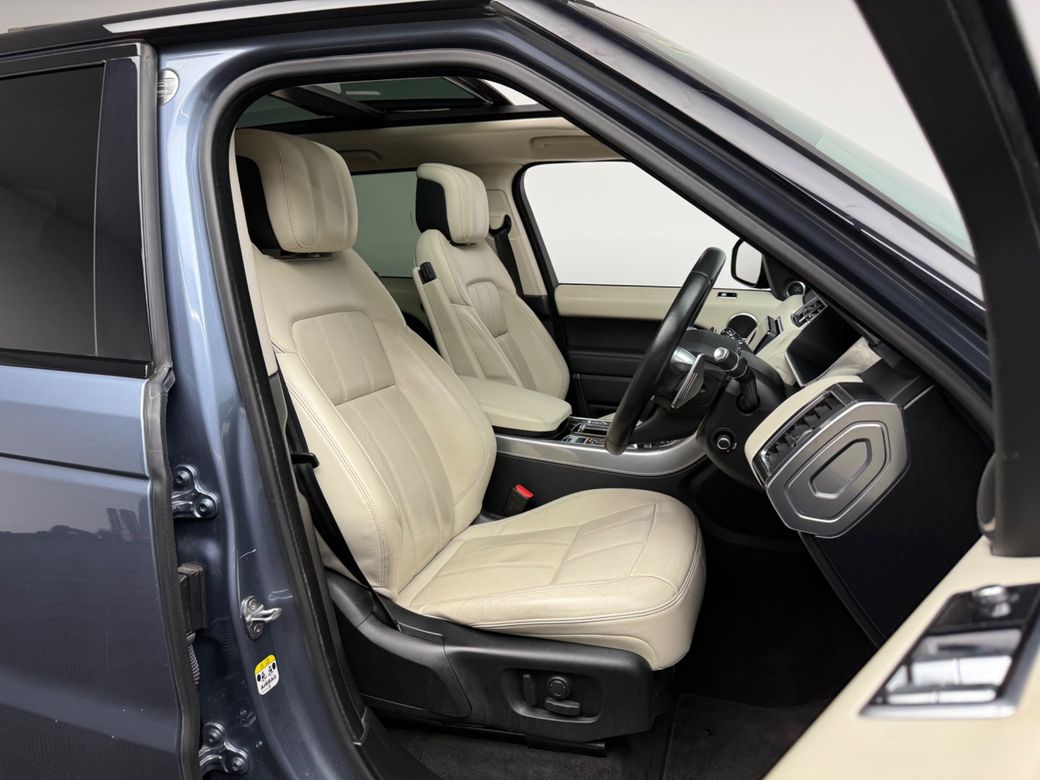 2020 Land Rover Range Rover Sport