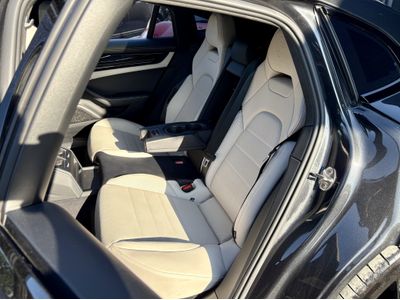 2025 Porsche Panamera