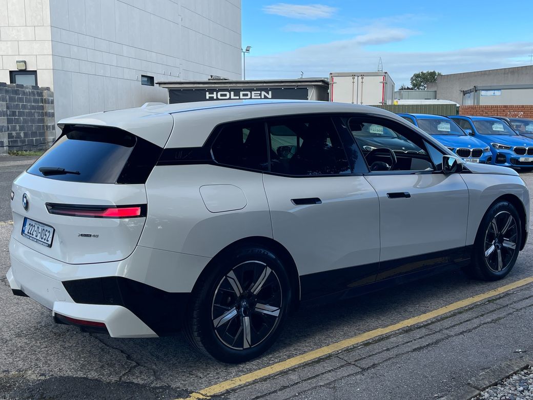 2022 BMW iX