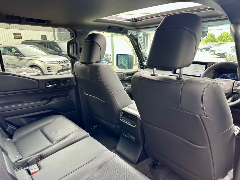 2025 Toyota Landcruiser