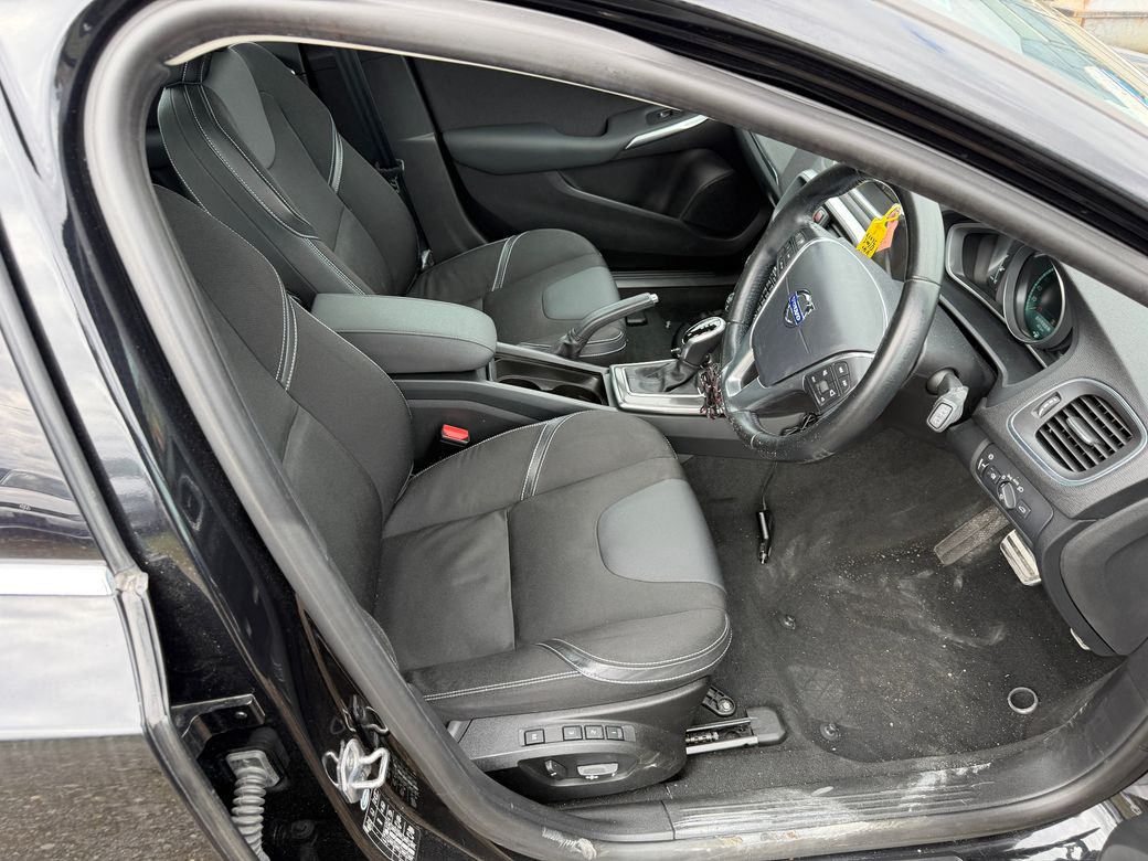 2014 Volvo V40