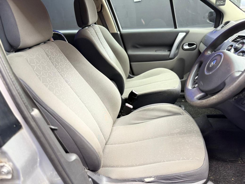 2008 Renault Scenic