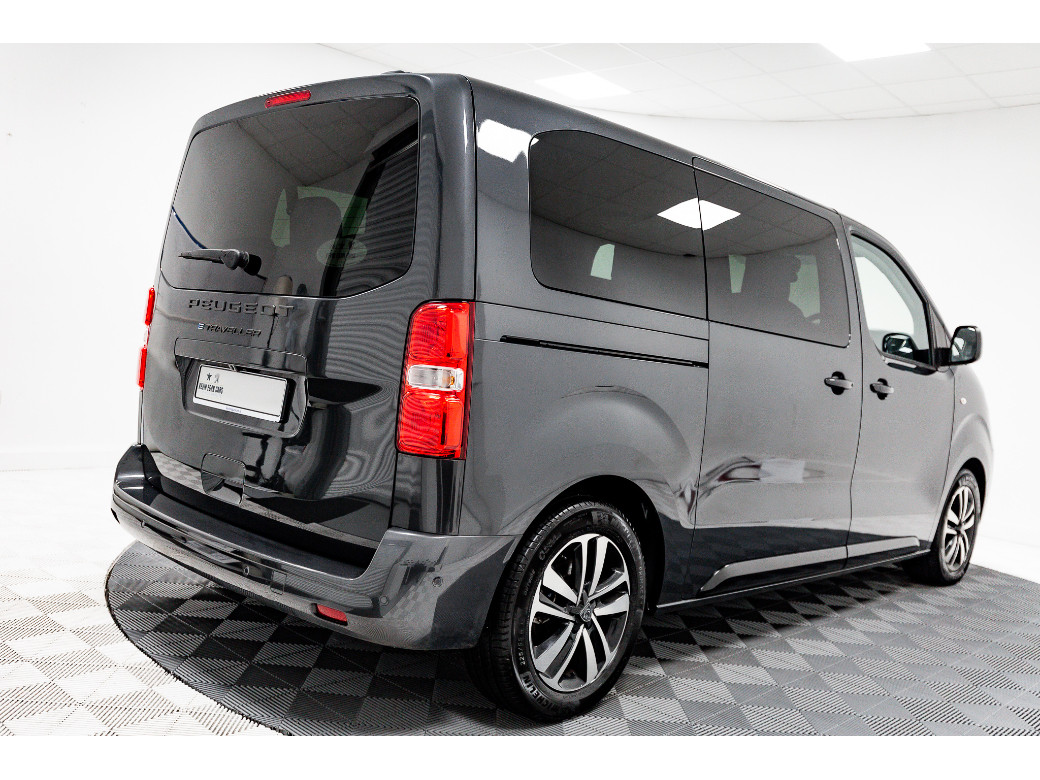 2025 Peugeot Traveller