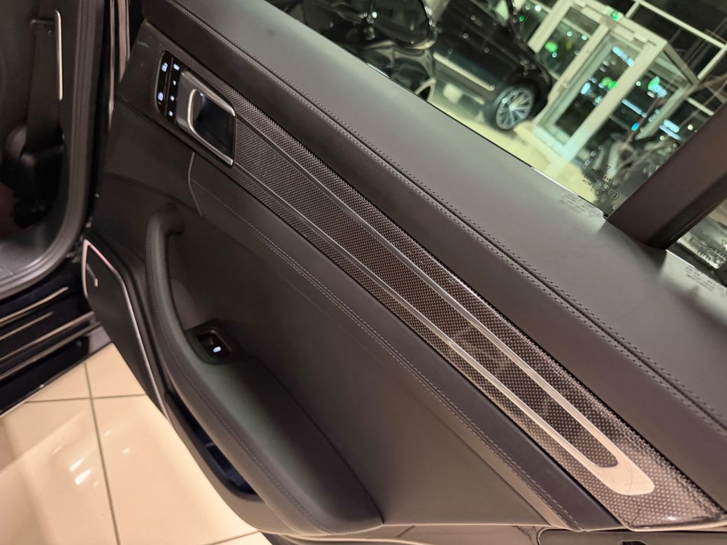 2023 Porsche Panamera