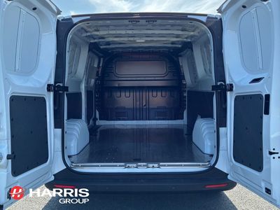 2025 White Maxus Deliver 7
