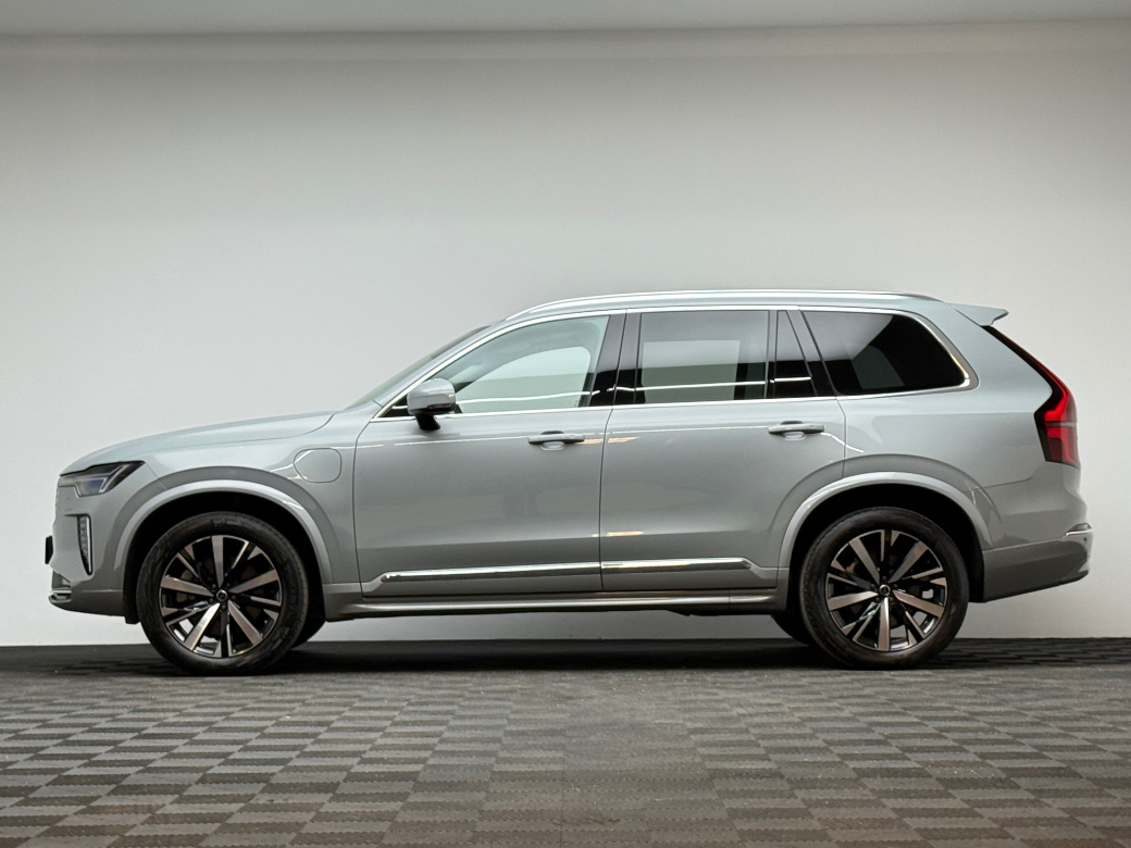 2025 Volvo XC90