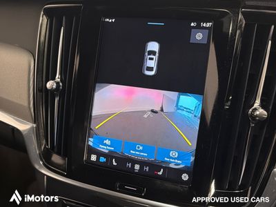 2022 Volvo S90