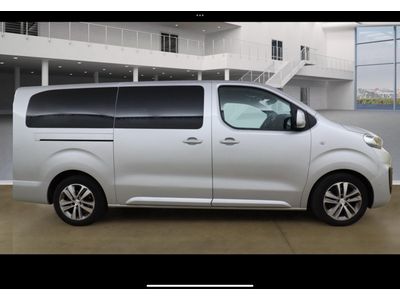 2018 Peugeot Traveller