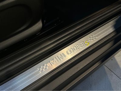 2024 Mini Hatch