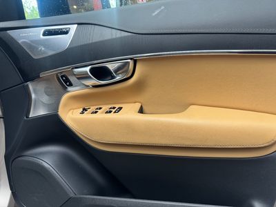 2023 Volvo XC90