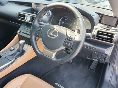 2018 Lexus RC 300h