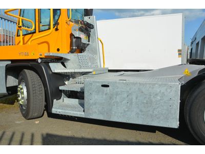 2026 Terberg YT182