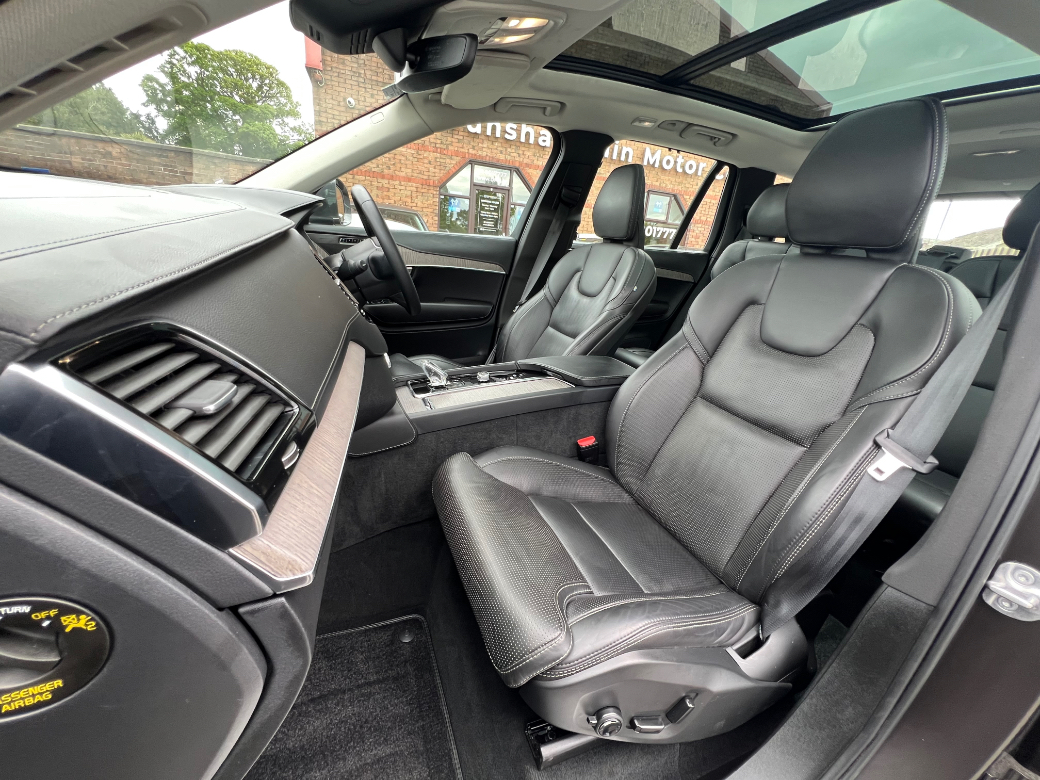 2023 Volvo XC90