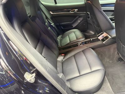 2016 Porsche Panamera