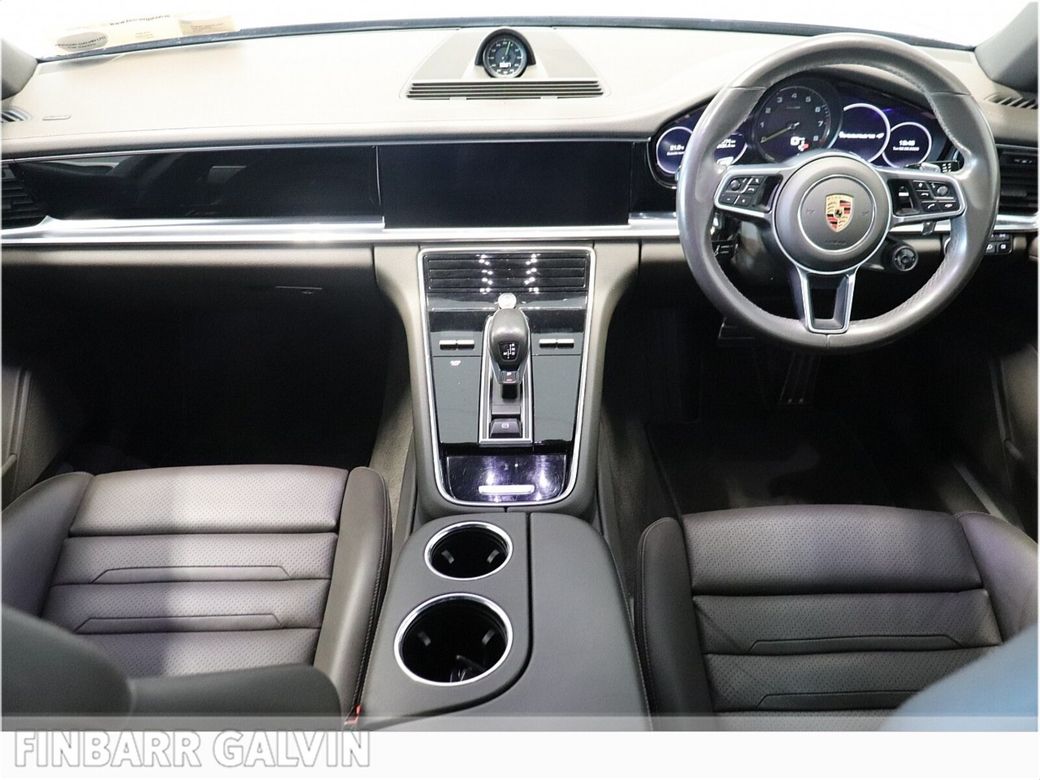 2019 Porsche Panamera