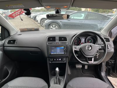 2017 Volkswagen Polo
