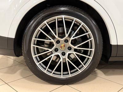 2022 Porsche Cayenne