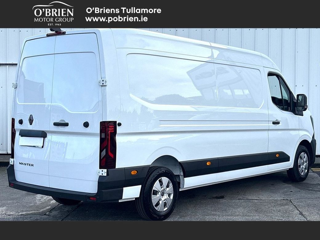 2026 Renault Master