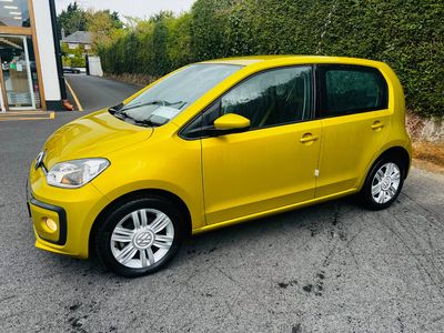 2017 Volkswagen up!