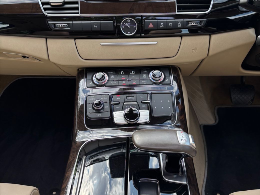 2016 Audi A8