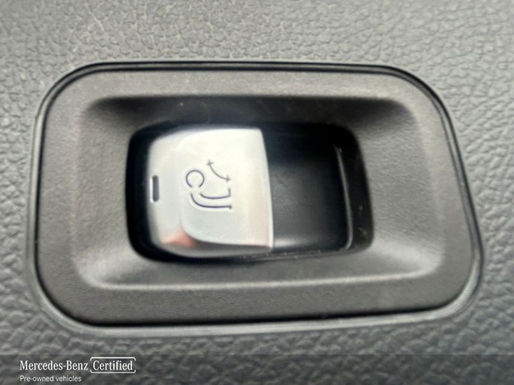 2022 Mercedes-Benz GLC Class