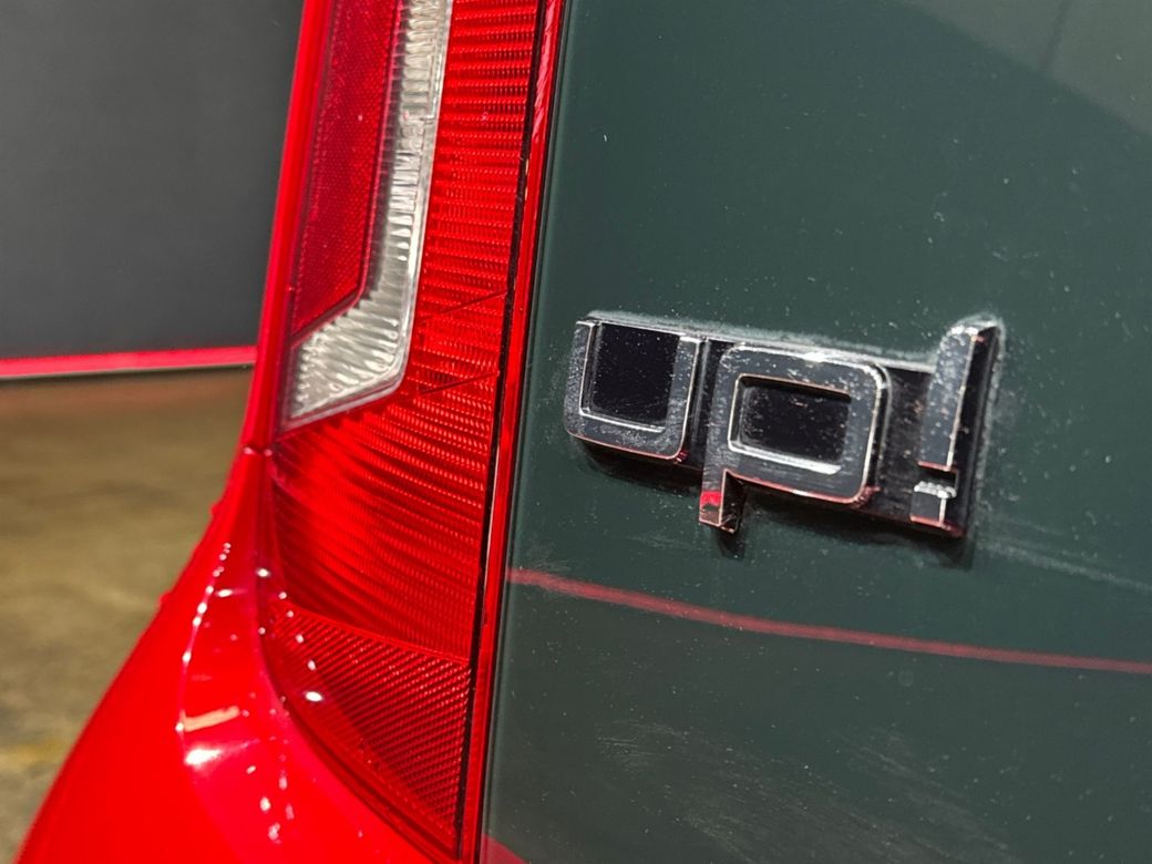 2016 Volkswagen up!