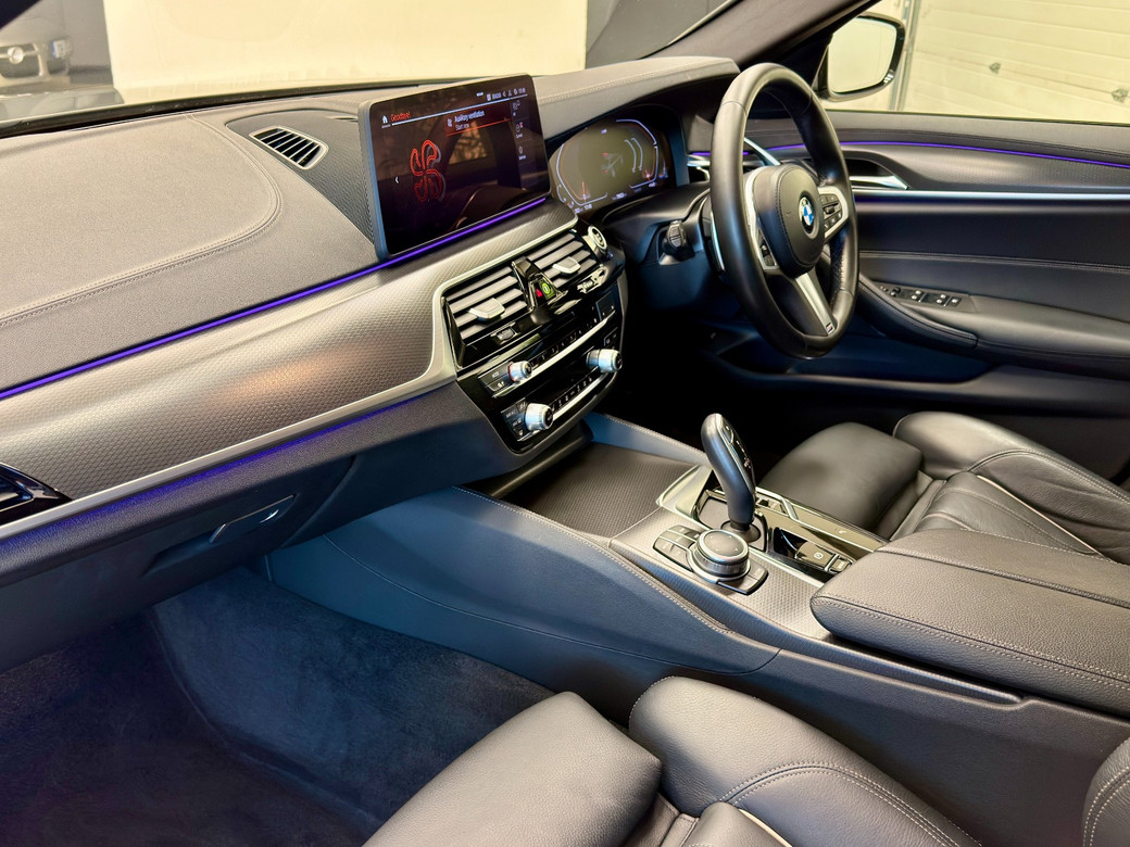 2022 BMW 5 Series
