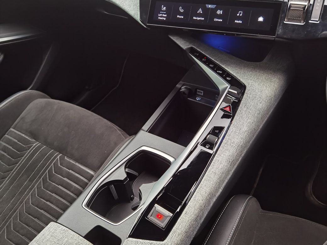 2024 Peugeot 3008