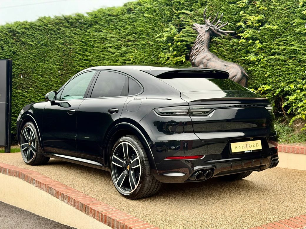2022 Porsche Cayenne