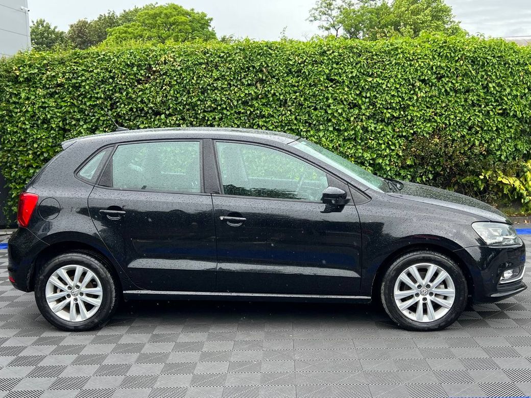 2017 Volkswagen Polo