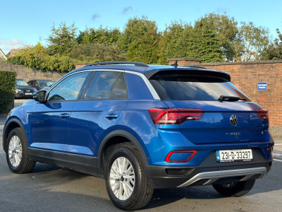 2023 Volkswagen T-Roc