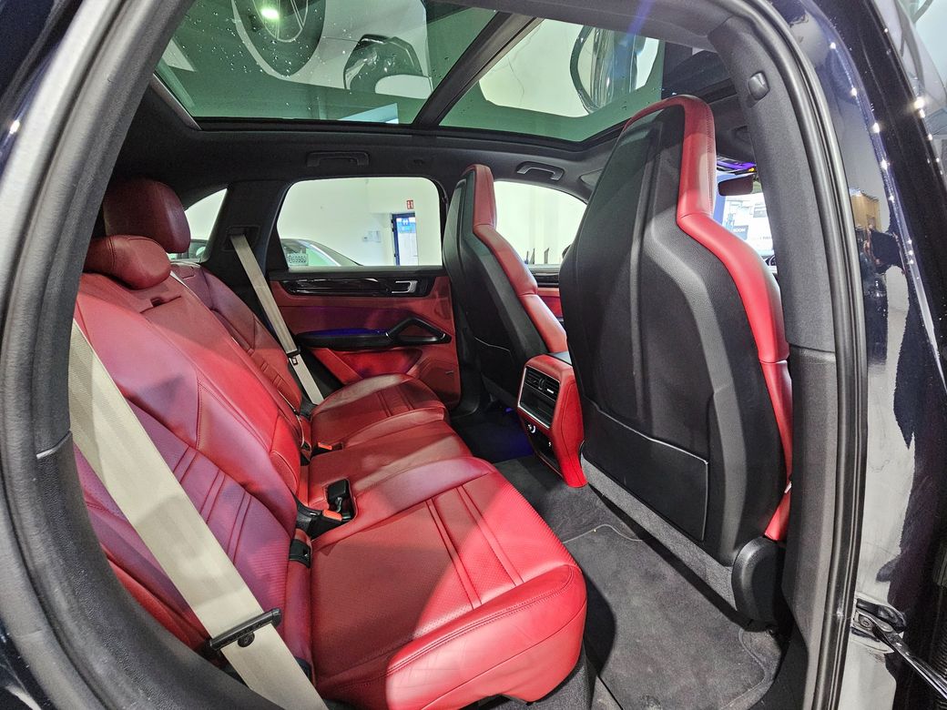 2023 Porsche Cayenne