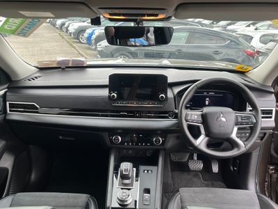 2023 Mitsubishi Outlander