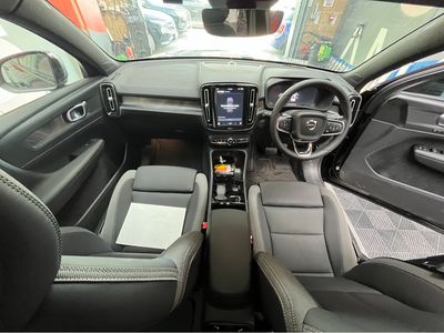 2020 Volvo XC40