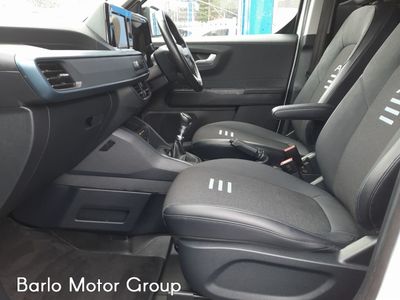 2025 Ford Transit Courier