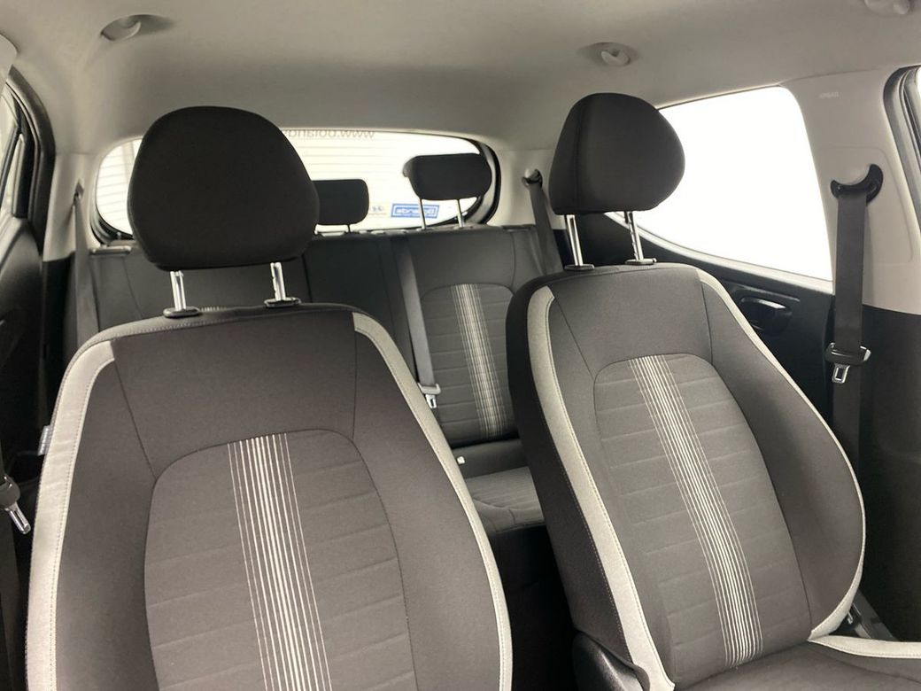 2023 Hyundai i10