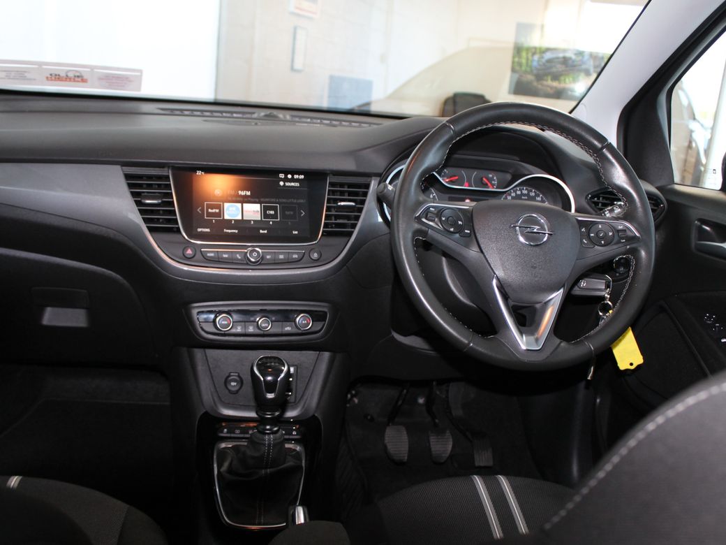 2024 Opel Crossland X