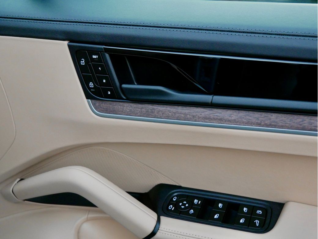 2024 Porsche Cayenne