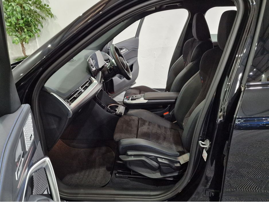 2023 BMW iX1