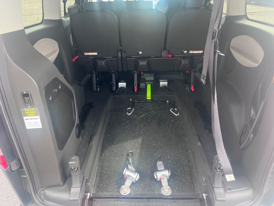 2018 Ford Tourneo