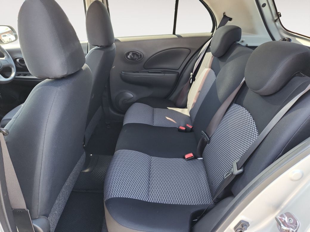 2015 Nissan March