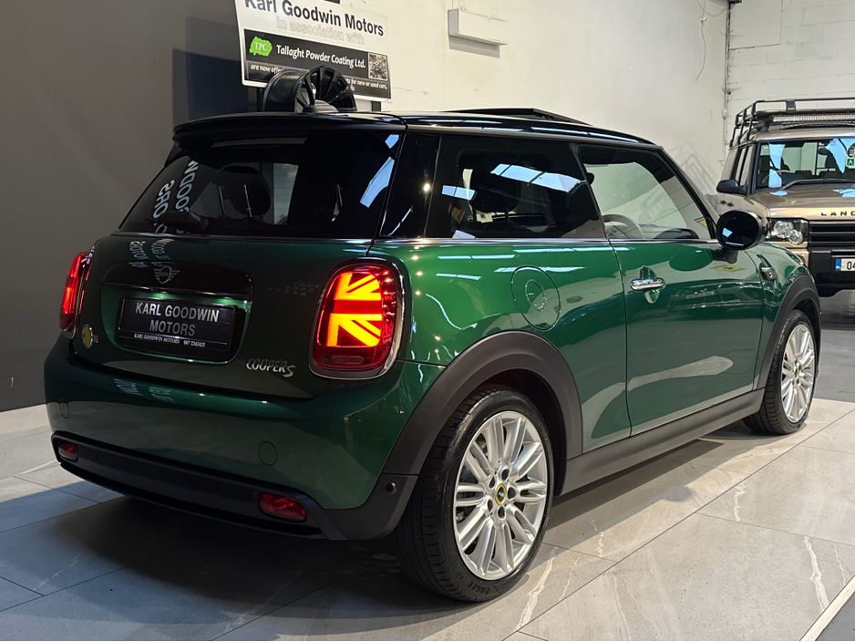2024 Mini Hatch